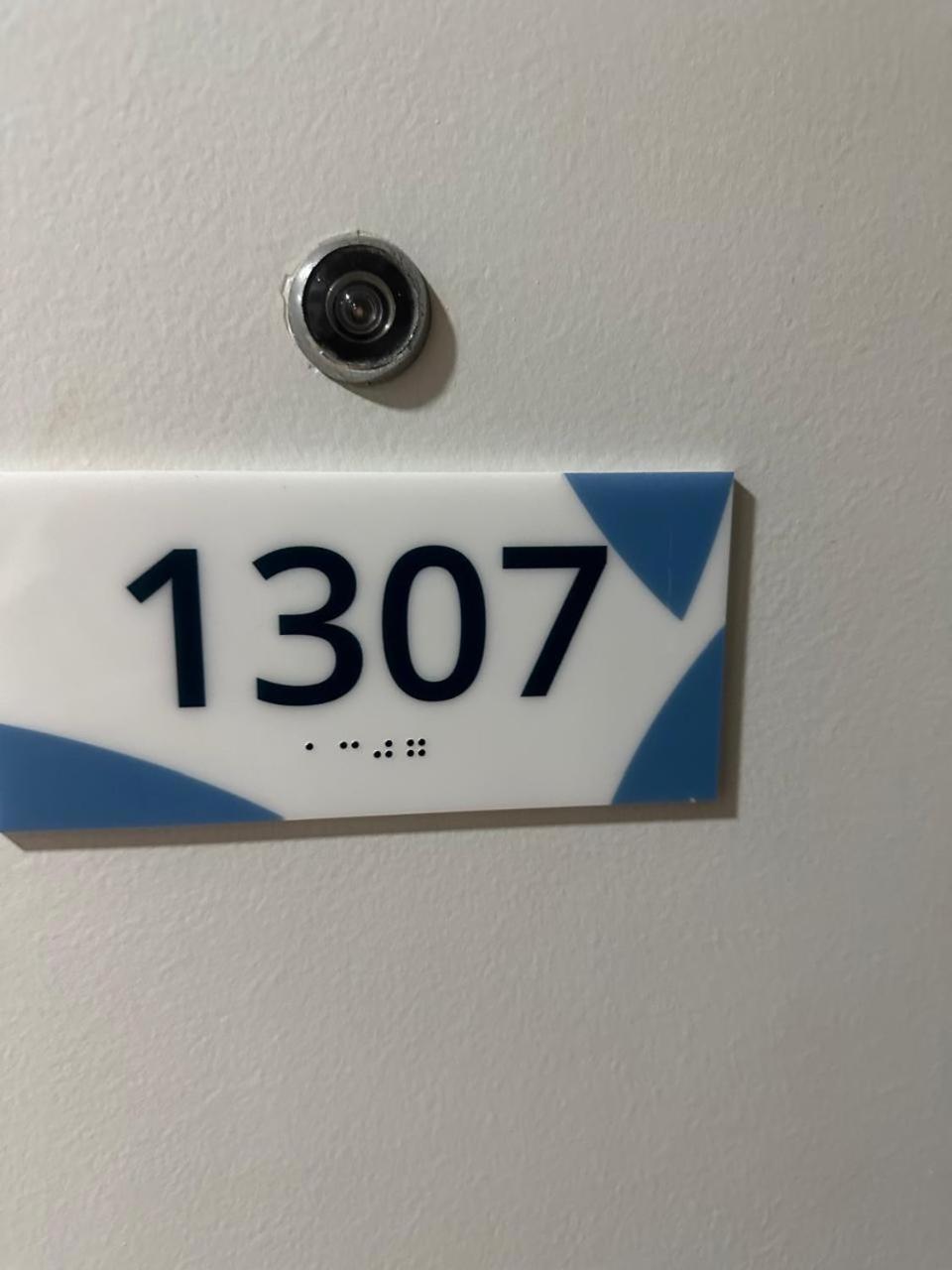 Suite Em Hotel Сао Паоло Екстериор снимка
